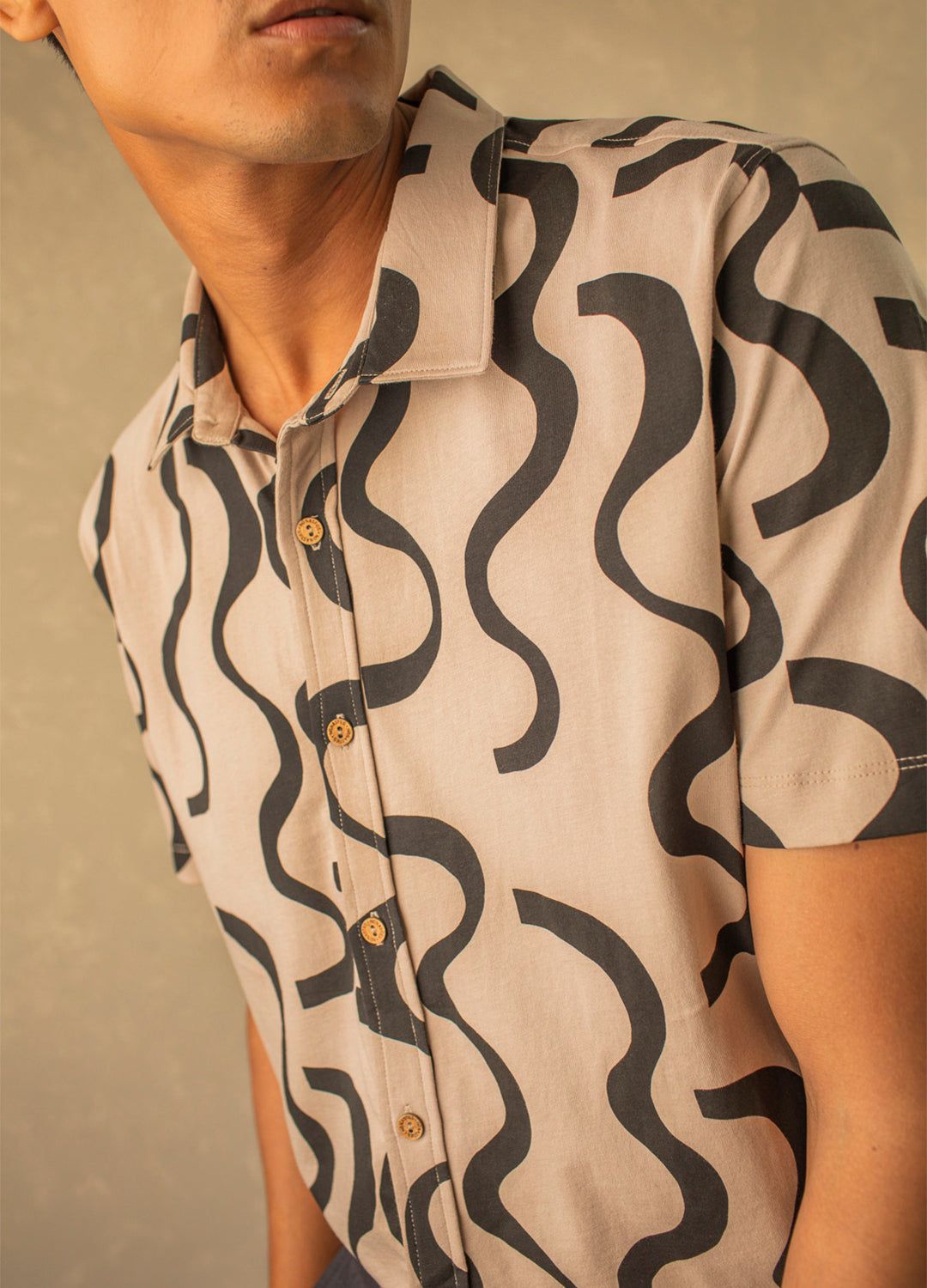 Ripple Half-Sleeve Shirt