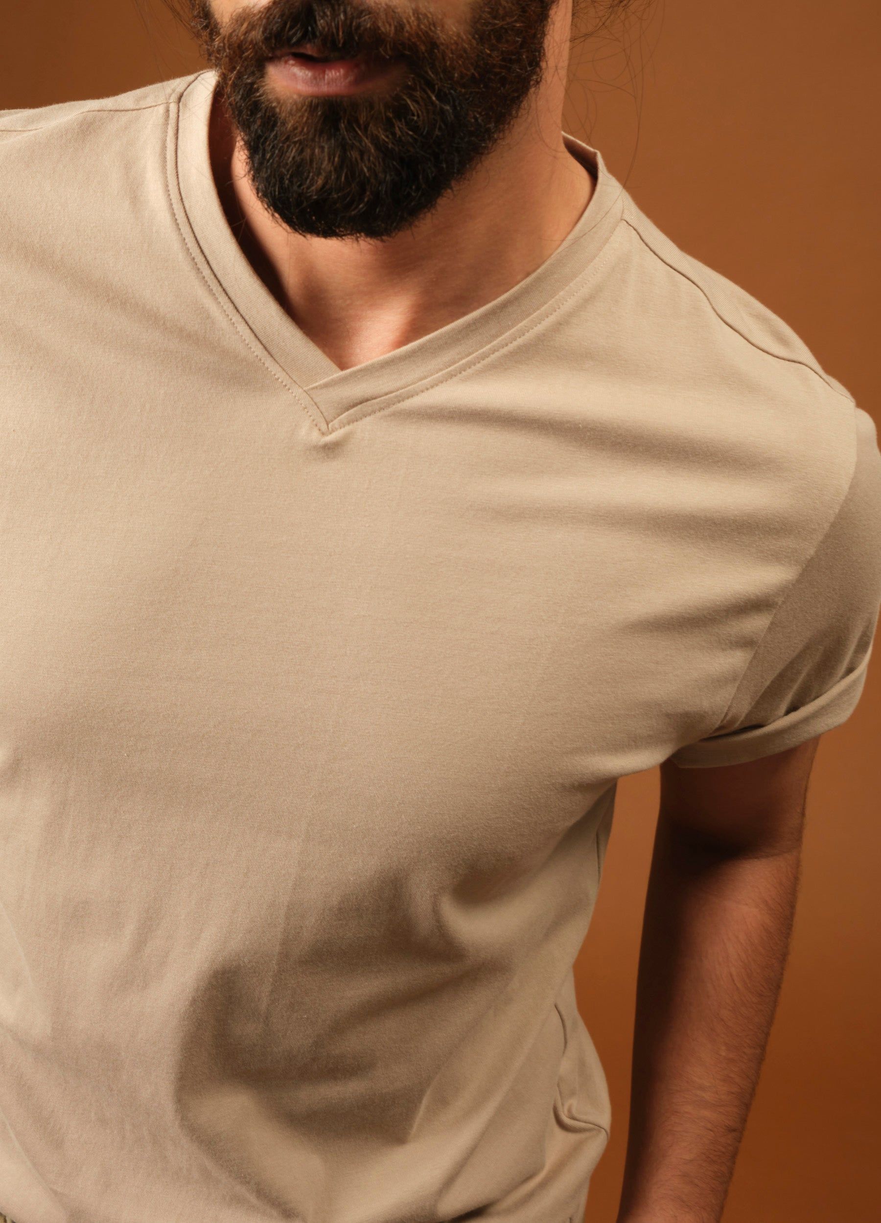 Clay Classic V-Neck