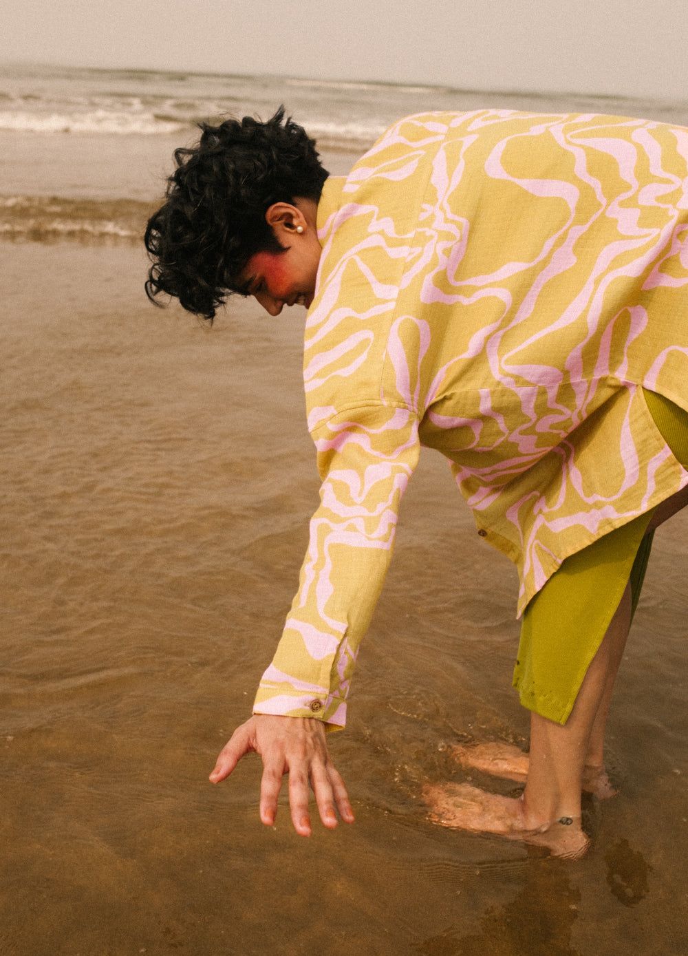 Low Tide Side-Slit Shirt