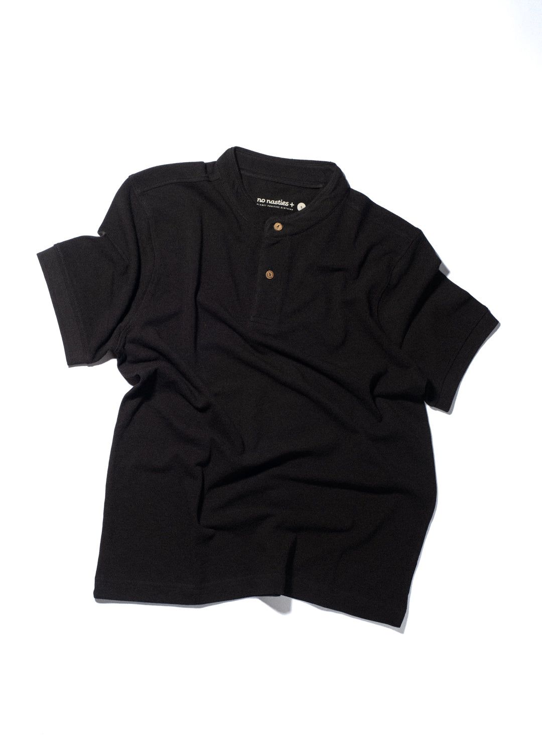 Noir Half-Sleeve Henley